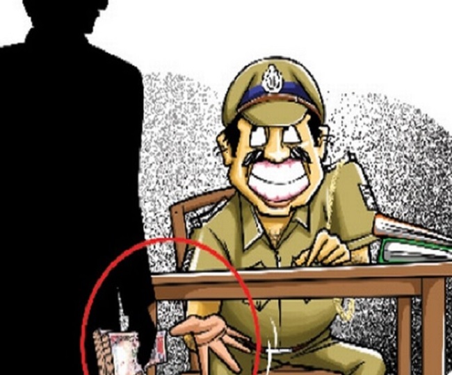 Telangana cop caught taking bribe after receiving ‘best constable