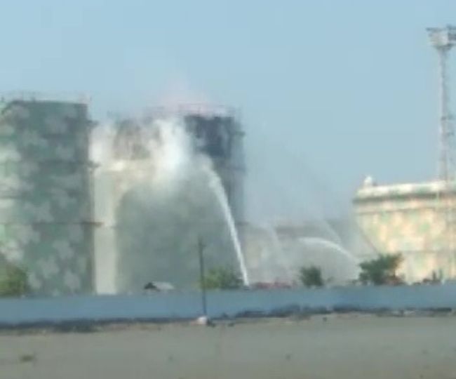 gujarat-kandla-port-blast-latest-news-updates-damages-casualty-report