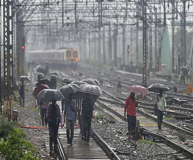 mumbai-delhi-rains-live-updates-weather-report-mumbai-local-traffic-updates-waterlogging-traffic-jams-imd-prediction