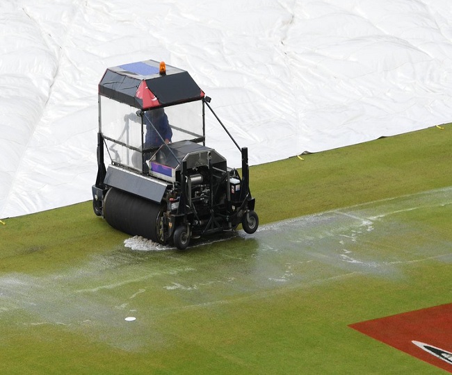 'Should be Worth Duck': Fans troll DLS method as rain interrupts India ...