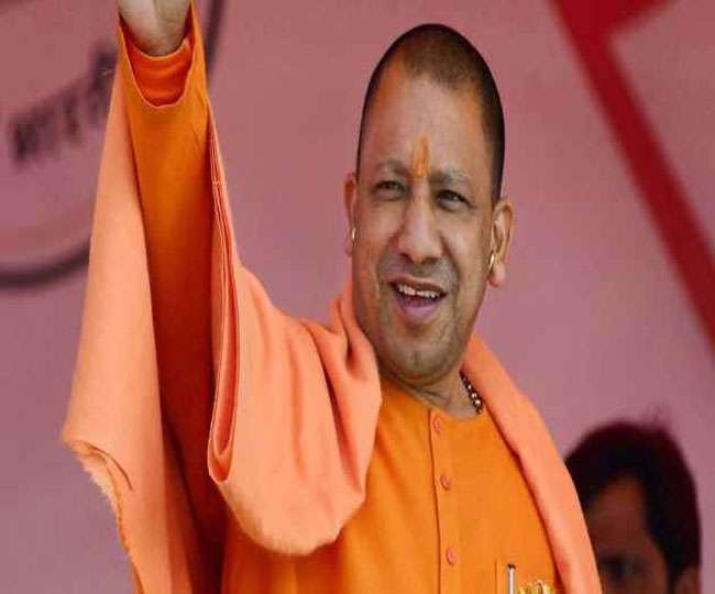 UP: CM Yogi Adityanath bans use of mobile phones in cabinet meetings