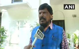 Maharashtra Govt Formation | Ramdas Athawale suggests 60:40 formula, says..