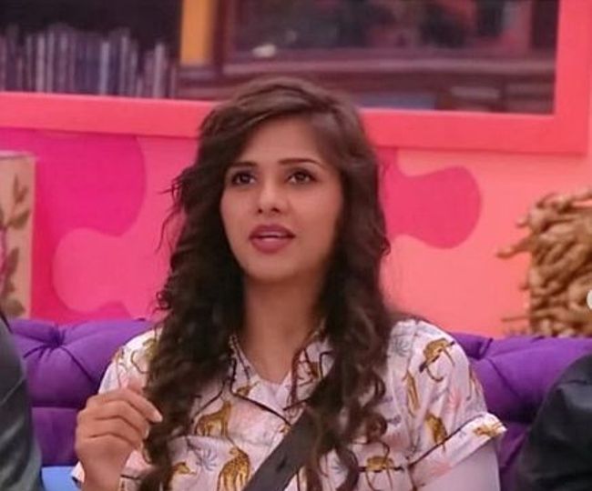 Bigg Boss Day 14 Highlights Dalljiet Kaur first contestant to get