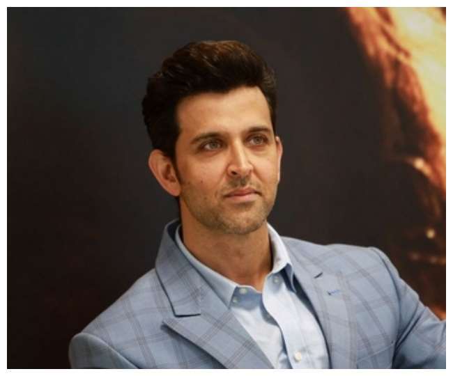 Hrithik Roshan donates Rs 25 Lakh to CAWT to help Bollywood industry's daily-wage artists