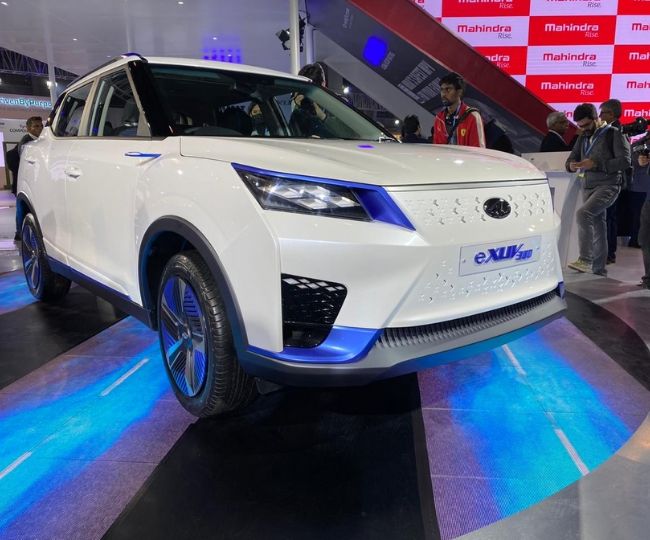 Auto Expo 2020: M&M unveils electric vehicles e-KUV100 and e-XUV, check features and specs inside