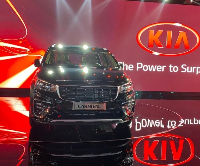Auto Expo 2020 | Kia Motors launches Carnival premium MPV, unveils Sonet compact SUV concept; details inside