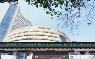 Top Business Updates January 22: Sensex closes over 200 points lower,..
