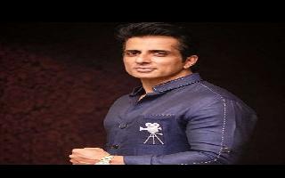 Sonu Sood arranges plane to airlift 177 female workers from Kerala to..