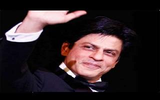 Netizens can&rsquo;t keep calm as throwback picture of Shah Rukh Khan from his..