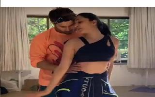 Kiara Advani 'hit me on my nose purposely', claims Varun Dhawan; shares..