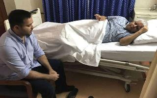 Tejashwi Yadav Birthday | 'Tohfa to Bihar ki janata kal degi,' Lalu Yadav..