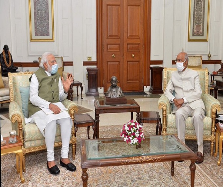 'Working tirelessly to strengthen our democracy': PM Modi, President ...