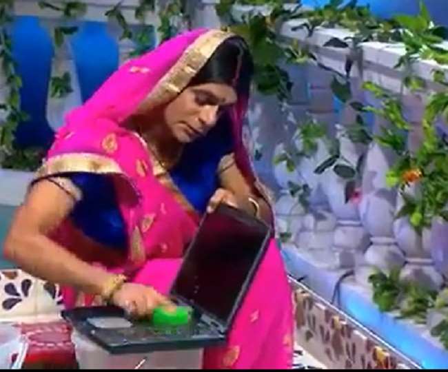 Sunil Grover takes bath in washing machine as he turns 'Topi Bahu' for