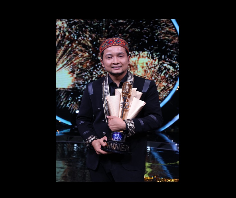indian-idol-12-grand-finale-pawandeep-rajan-lifts-indian-idol-12-trophy-arunita-kanjilal-claims-second-position