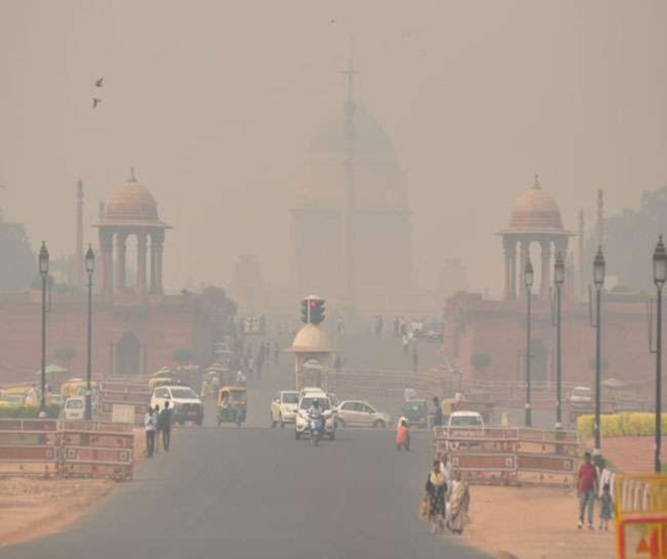 Delhi Air Pollution: Ban on construction lifted, trucks allowed to enter NCR | Details inside
