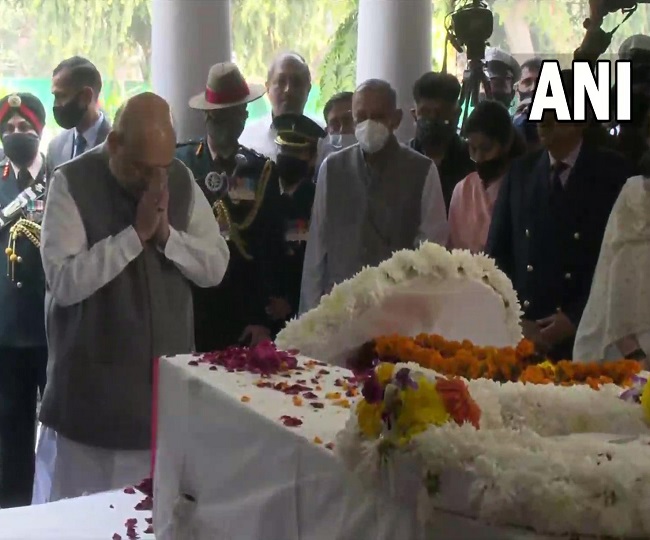 General Bipin Rawat Funeral: Daughters Tarini And Kritika Perform Last ...