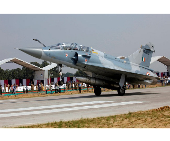 Mirage fighter jet's tyre stolen from truck near Lucknow Airbase; FIR registered