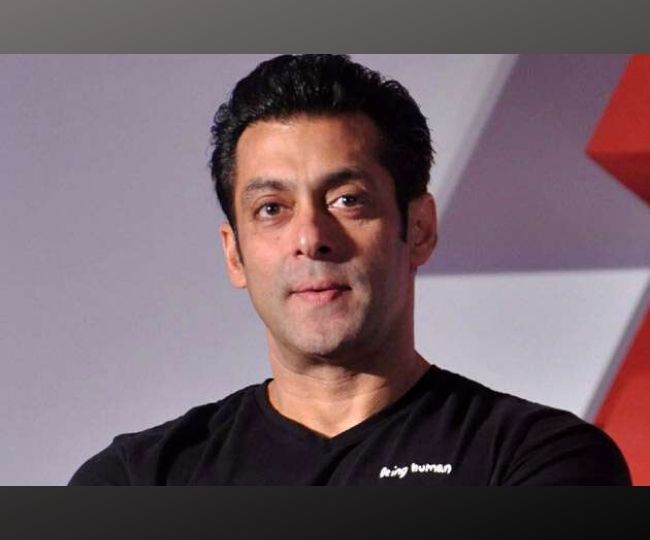Salman Khan drives an auto in Panvel; confused netizens ask 'Kaisa publicity stunt hai?' | Watch