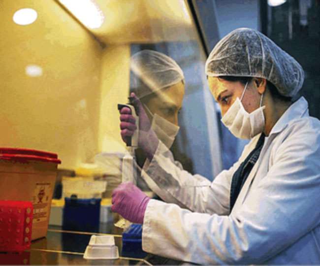 South African variant of COVID-19 detected in 4 returnees, 1 tests positive for Brazilian strain in India: Centre