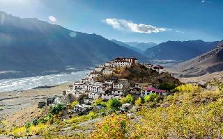 Planning a getaway? Travel websites are offering these 4 facilities for a..