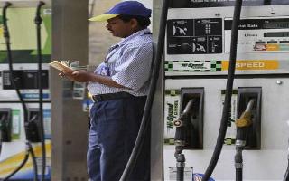 Fuel Price Hike: Petrol, diesel price may get cheaper by Rs 4-5 per litre..