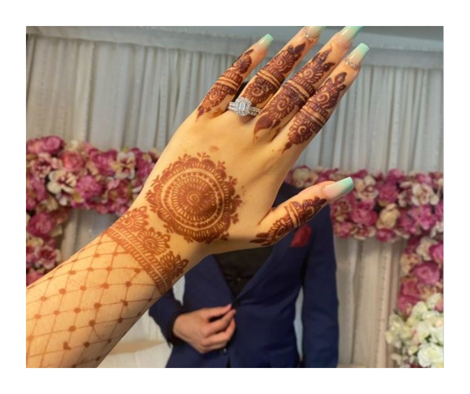 Mehndi designs follow my insta I'd #pinkybatham94