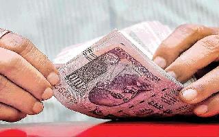 7th Pay Commission News: When will central govt employees get their DA, DR..