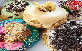 National Doughnut Day 2021: Check out 3 mouth-watering eggless doughnut..
