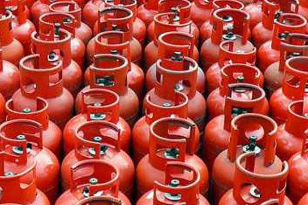 not-receiving-subsidy-on-lpg-cylinder-link-your-aadhaar-with-gas