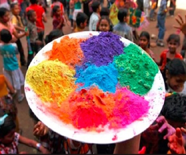 Holi 2021: How to protect your skin before and after playing with colours? Holi 2021: How to protect your skin before and after playing with colours?