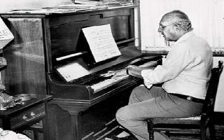 Vanraj Bhatia, Wagle Ki Duniya music composer, passes away at 93; Smriti..