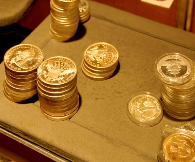 Trove of 239 Rare Gold Coins Discovered in Walls of French Mansion, Smart  News