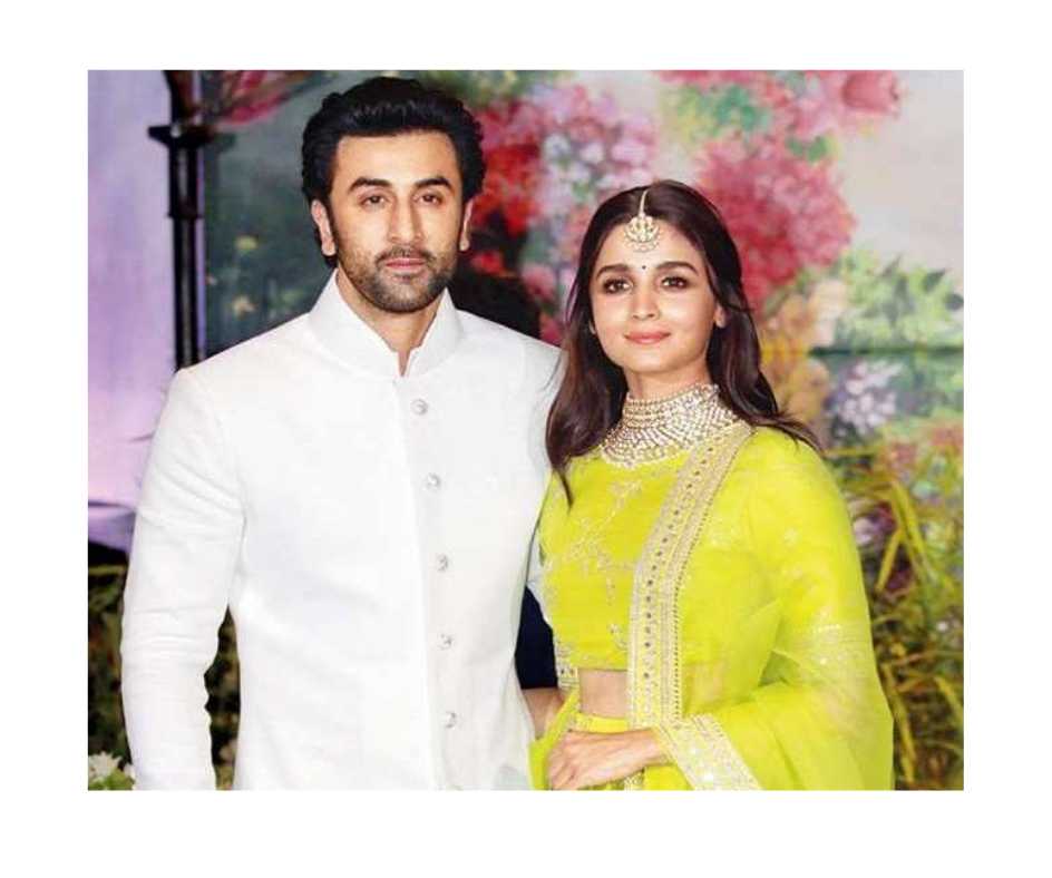 Alia Bhatt to wear red Sabyasachi lehenga for wedding with Ranbir Kapoor,  veil to have special blessings from Kapoor Khandaan?