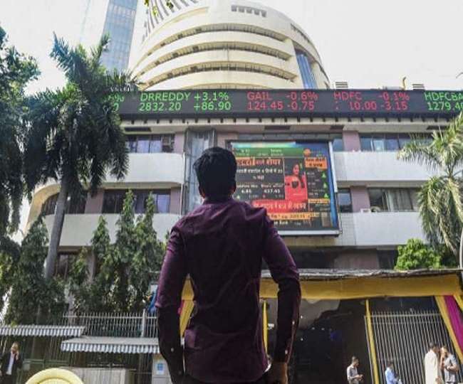 Sensex falls over 600 pts, Nifty closes at 16,900; Tata Steel, NTPC top losers 