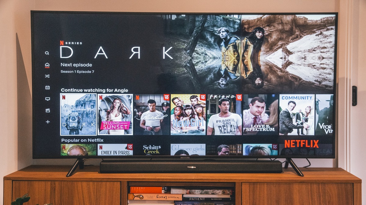 55″ 4K Frameless V+ OS Smart TV