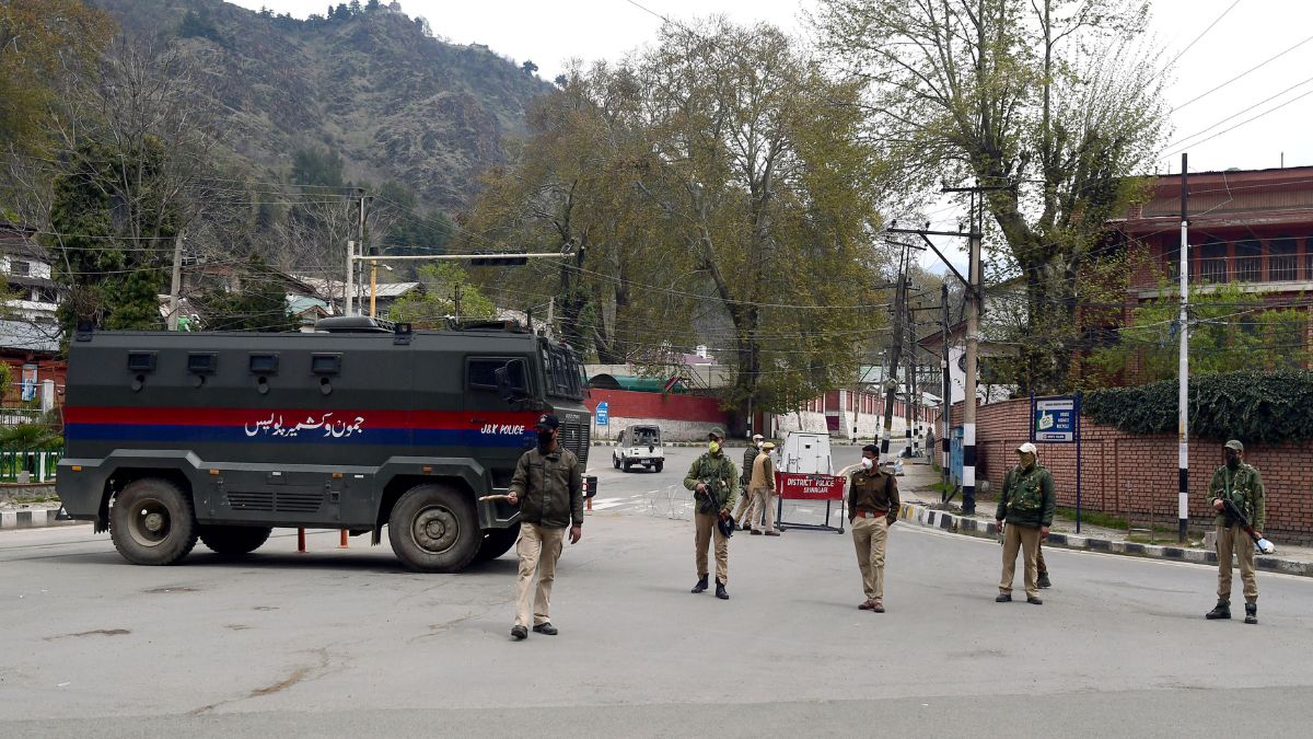 Jammu And Kashmir: 1 Police Personnel Killed In Grenade Attack In Kulgam Ahead Of I-Day