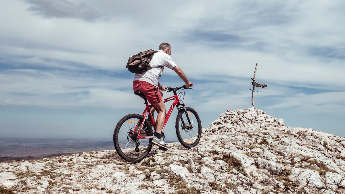 hero cycle for men with gear