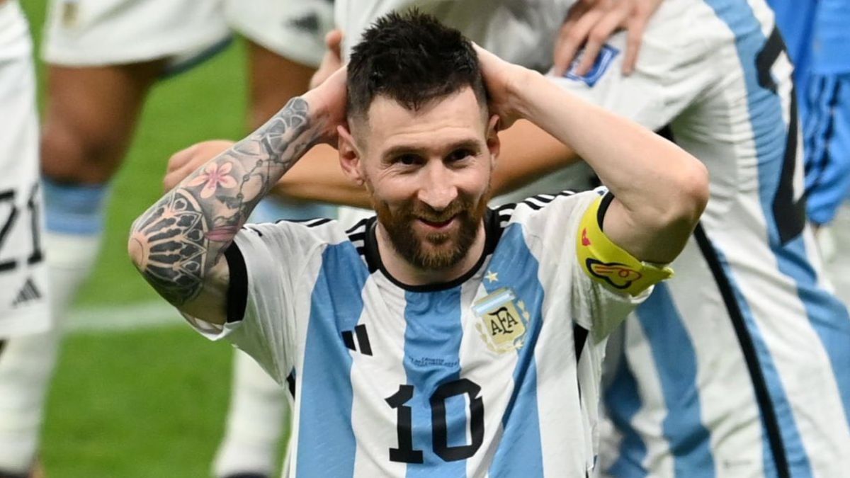 FIFA World Cup 2022 in pictures Messi Fernandez goals help Argentina beat  Mexico  Photogallery  ETimes