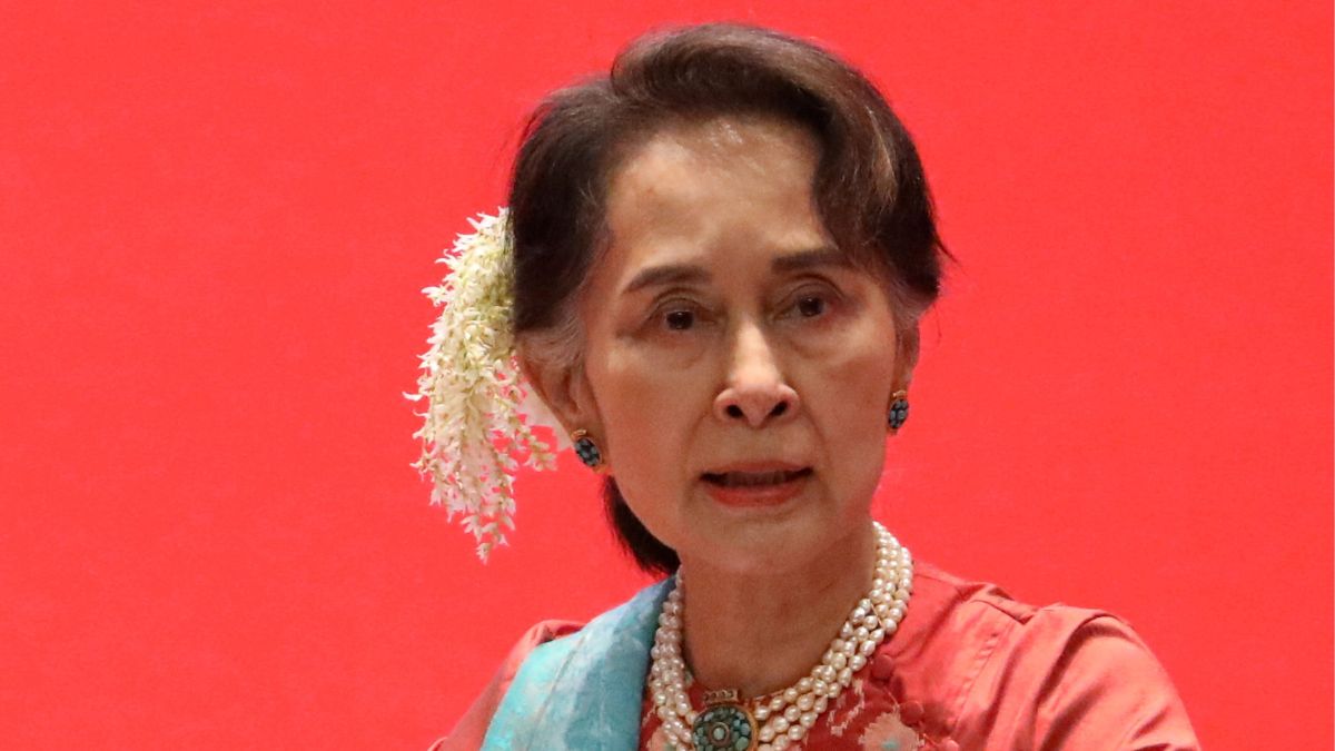 Myanmar Leader Aung Suu Kyi Sentenced To Seven More Years Of ...