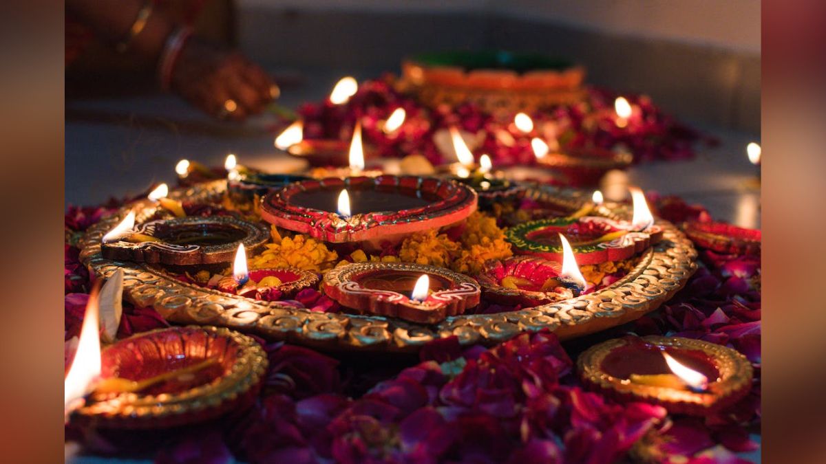 Karthigai Deepam 2022 Know Significance Shubh Muhurat And