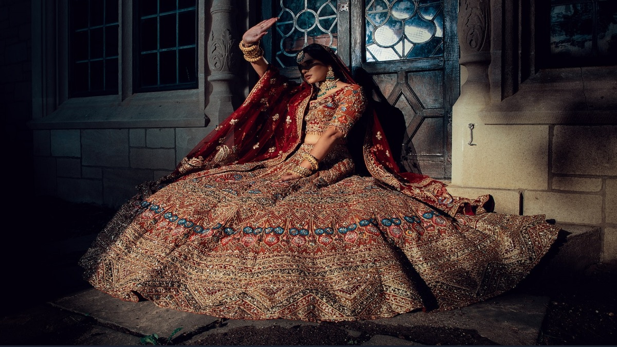 Latest Heavy Lehenga Bridal Gown Pakistani Dress Online – Nameera by Farooq