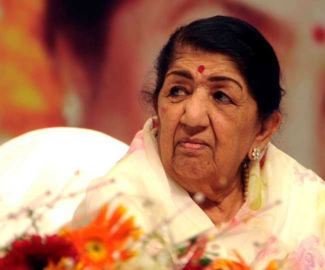 'She had smile on her face': Lata Mangeshkar's doctor Pratit Samdani ...