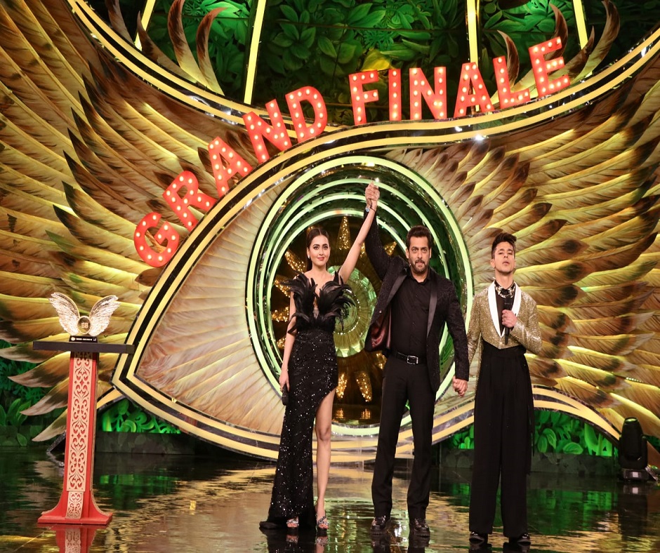 Top 10 Salman Khan Bigg Boss finale looks over the past 15 years