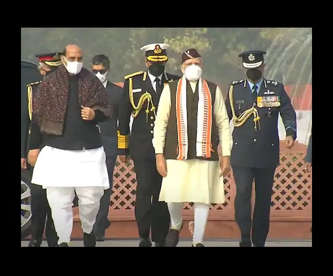 Republic Day 2022: PM Modi dons Uttarakhand cap with Brahmakamal ...