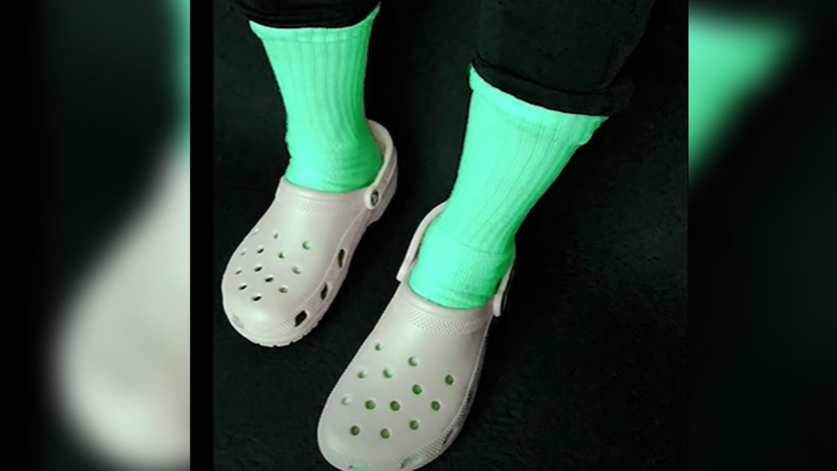 Optical Illusion: This 'Crocs And Socks' Trick Will Fool Your Eyes