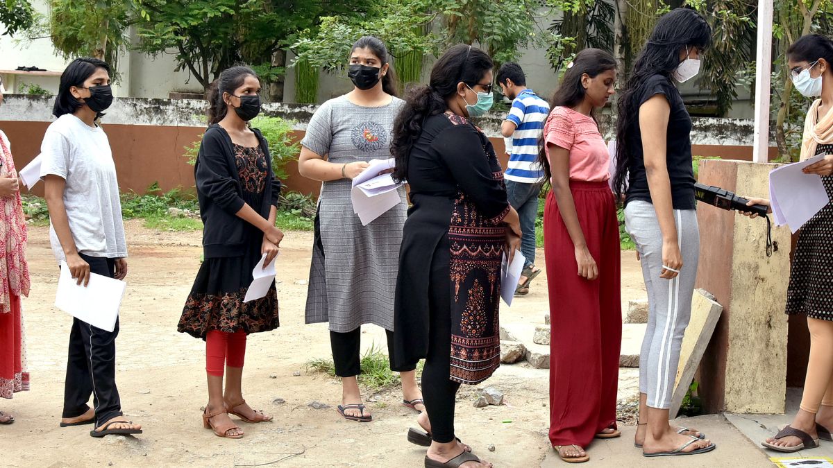 5 Women Held, Committee Formed After Girls Asked To Remove Bra For NEET Exam In Kerala