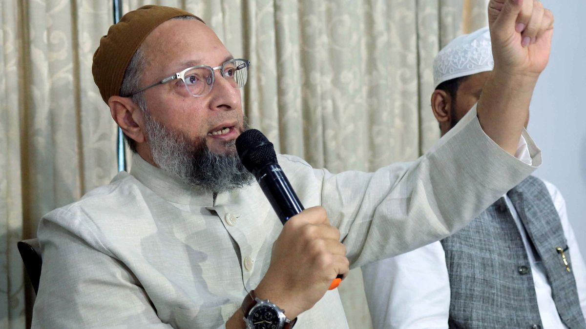 Asaduddin Owaisi Hits Out At UP Govt, Says 'They Shower Flowers On Kanwariyas And Bulldoze Muslim Houses'