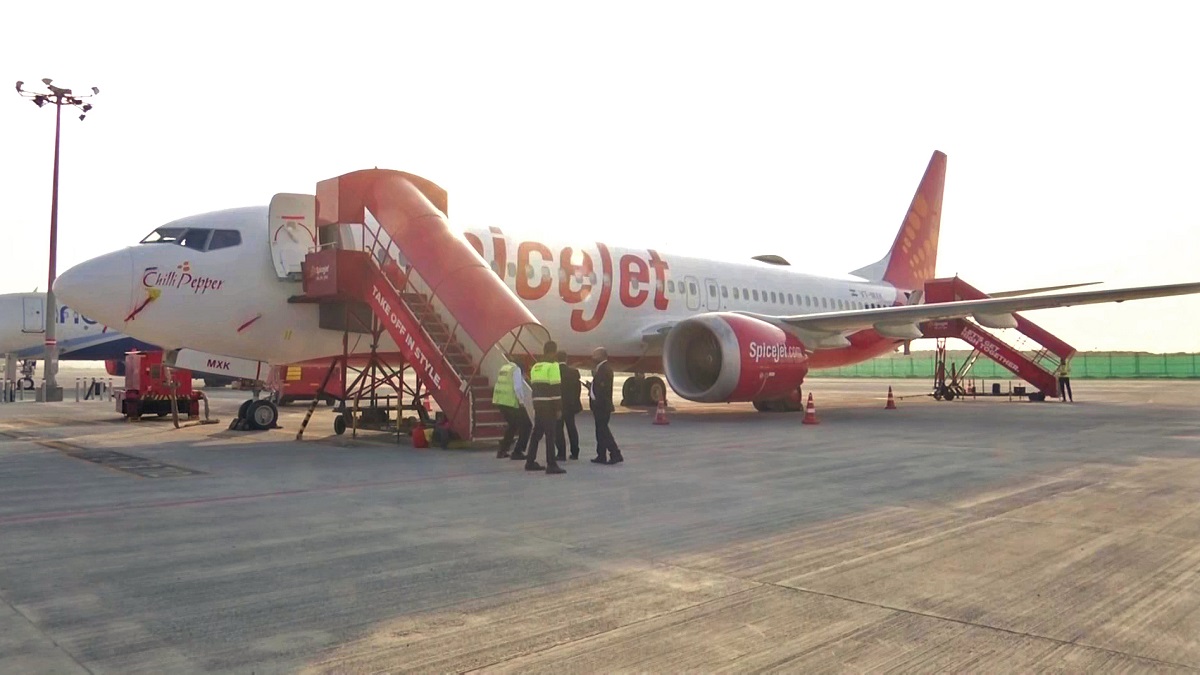 spice-jet-flight-diverted-to-pakistan-after-technical-snag-6th-such-incident-in-last-2-months-timeline