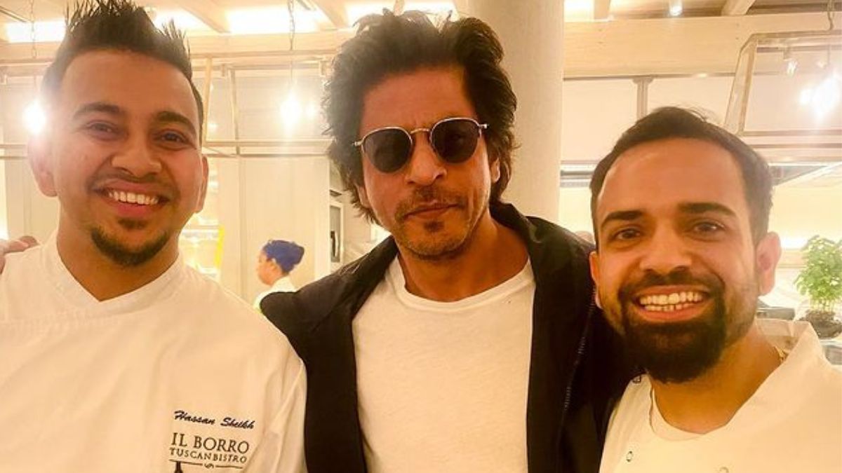 Shah Rukh Khan Spotted In London Restaurant Amid Dunki Shoot, Pictures With Chefs Go Viral