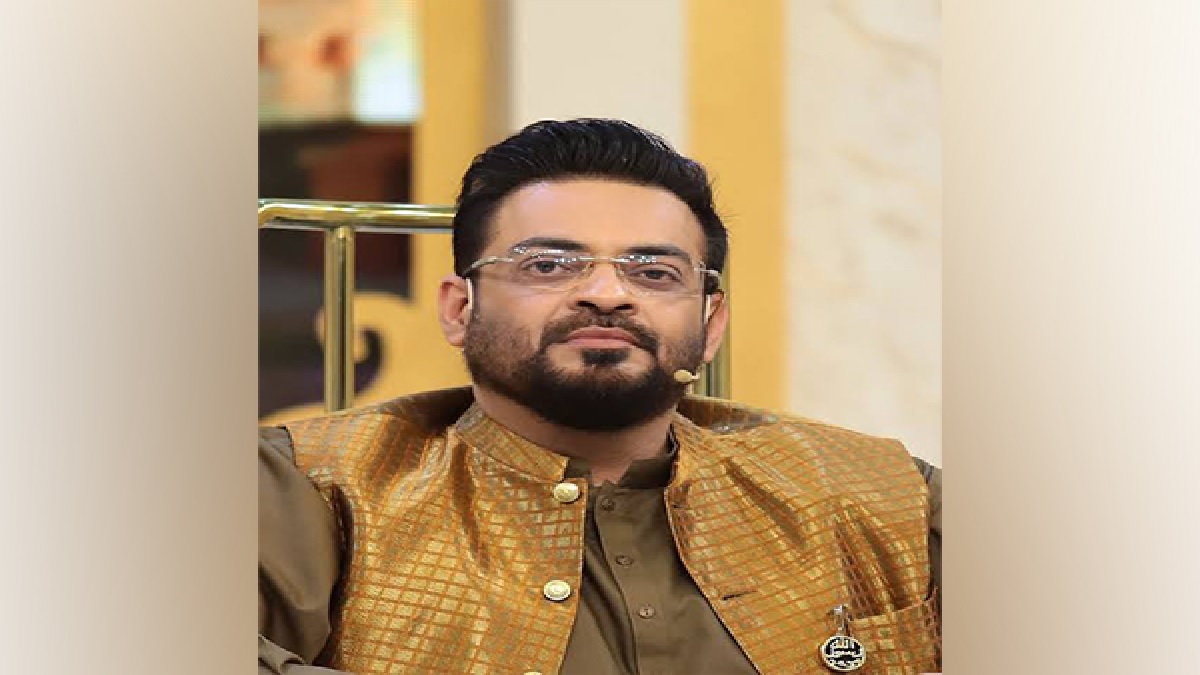 Aamir Liaquat Husain, Famous Pak TV Host, Dies | A Look At His Biggest Controversies
